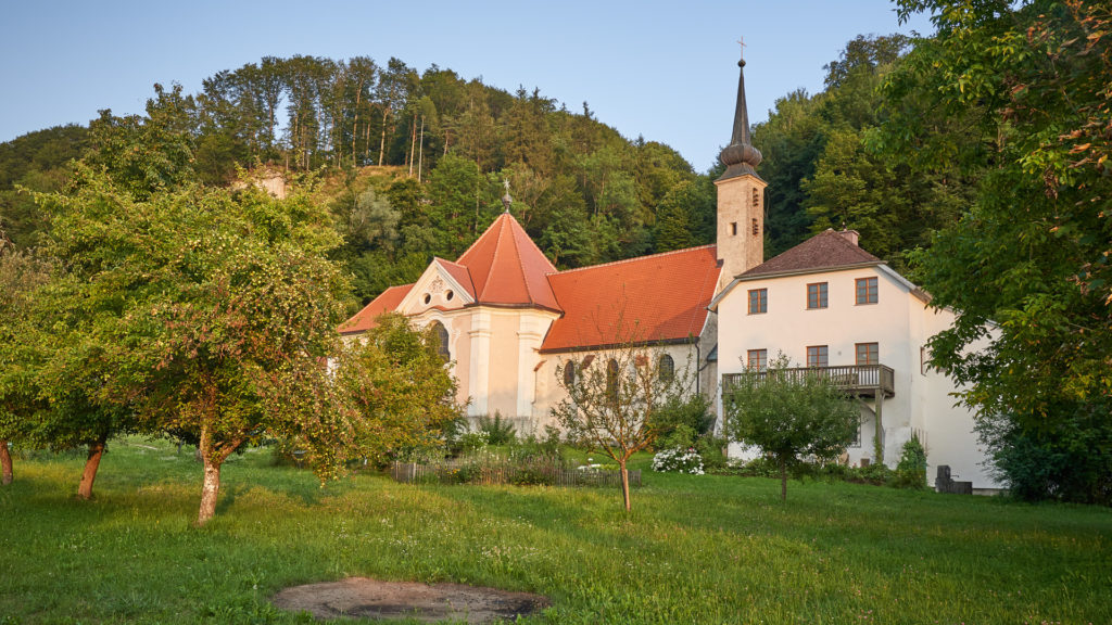 A_BR_Ach_2_Pfarrkirche Maria Ach (Dirschl Johann).jpg