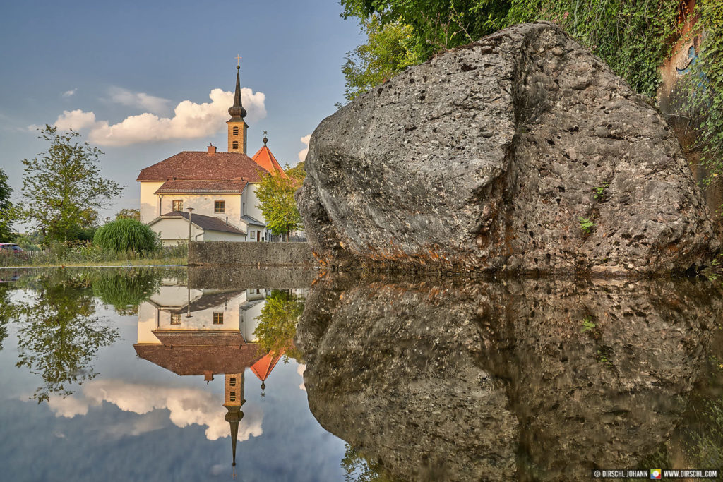 A_BR_Hochburg-Ach_Pfarrkirche Maria Ach (Dirschl Johann)_Spiegelung