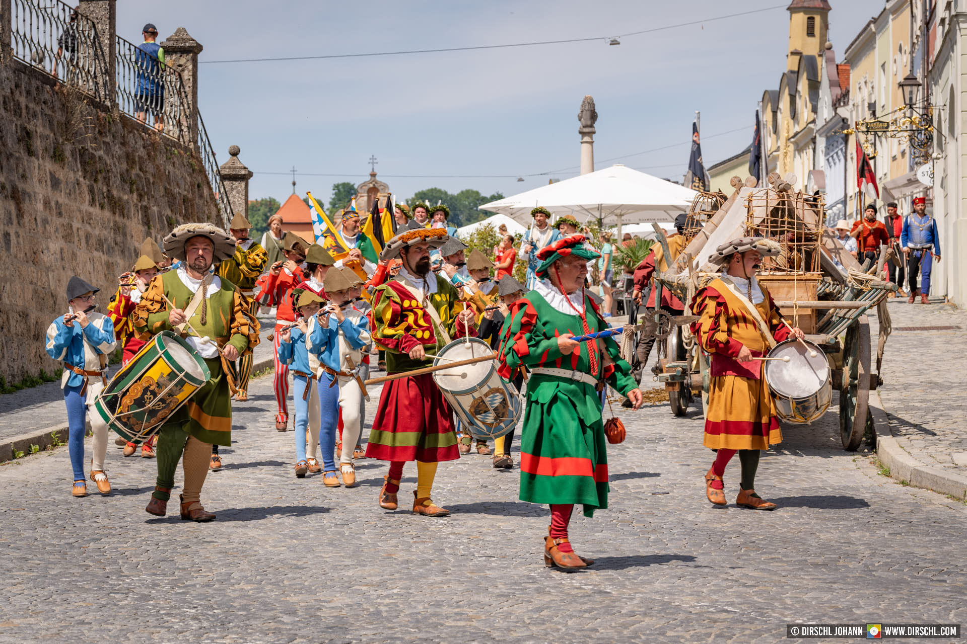 D_AÖ_Burghausen_Burgfest 2023 Einzug (Dirschl Johann)_DSC09922