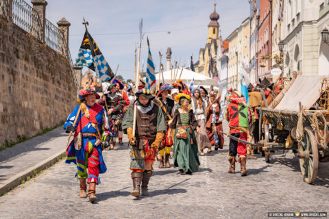 D_AÖ_Burghausen_Burgfest 2023 Einzug (Dirschl Johann)_DSC09933