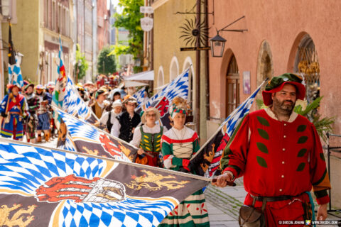 D_AÖ_Burghausen_Burgfest 2023 Einzug (Dirschl Johann)_DSC09957