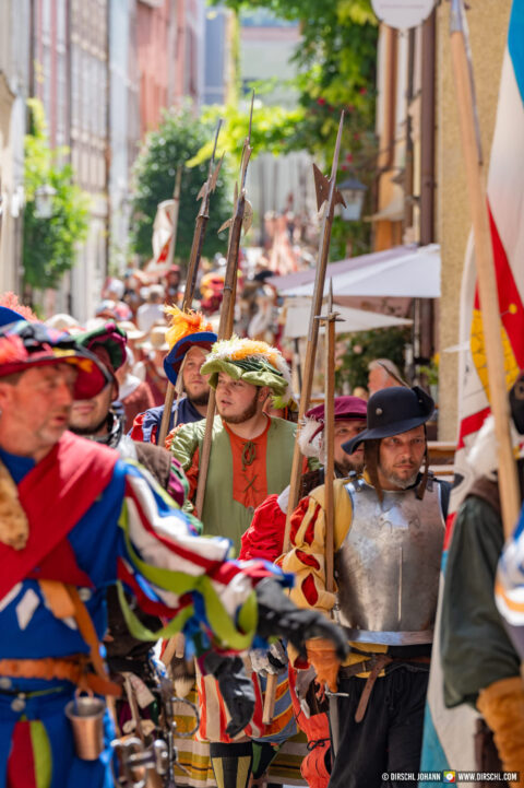 D_AÖ_Burghausen_Burgfest 2023 Einzug (Dirschl Johann)_DSC09962