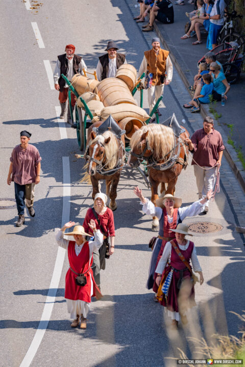 D_AÖ_Burghausen_Burgfest 2023 Einzug (Dirschl Johann)_DSC09998