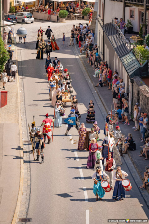 D_AÖ_Burghausen_Burgfest 2023 Einzug (Dirschl Johann)_DSC09999