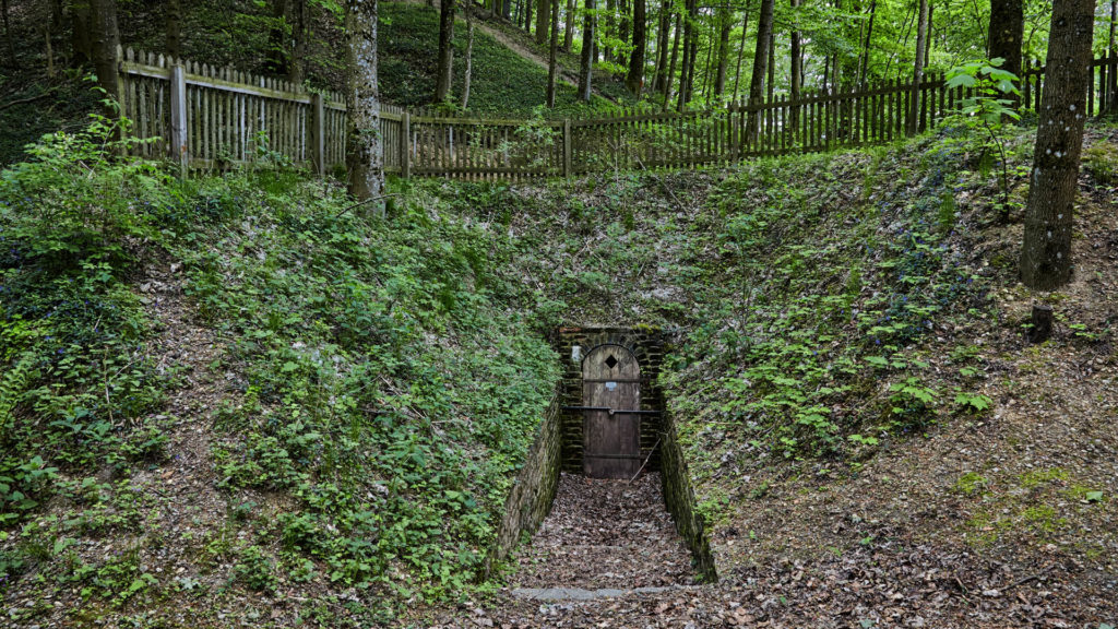 D_PAN_Julbach_4_Erdstall am Schlossberg (Dirschl Johann)