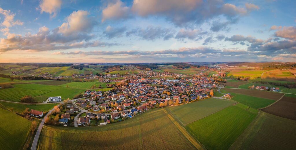 D_PAN_Triftern_Ortsansicht Luftaufnahme (Dirschl Johann)_Pano Drohne
