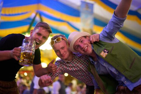 D_PA_Bad Griesbach_Karpfhamer Fest 2022 Bierzelt Karpfhamer Hütte (Dirschl Johann)_DSC07478