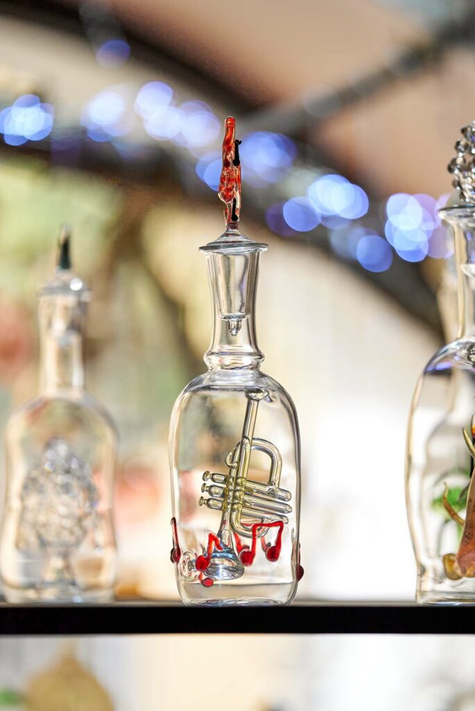 Sigi Franz Flasche mit Trompete