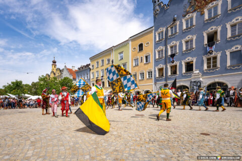 D_AÖ_Burghausen_Burgfest 2023 Einzug (Dirschl Johann)_DSC07314