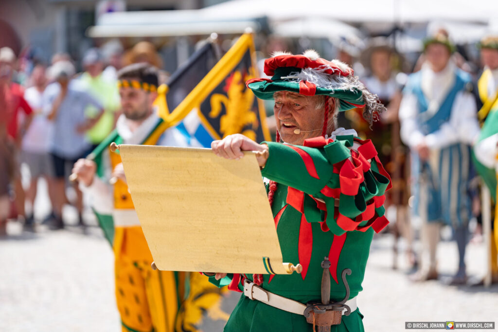 D_AÖ_Burghausen_Burgfest 2023 Einzug (Dirschl Johann)_DSC09904