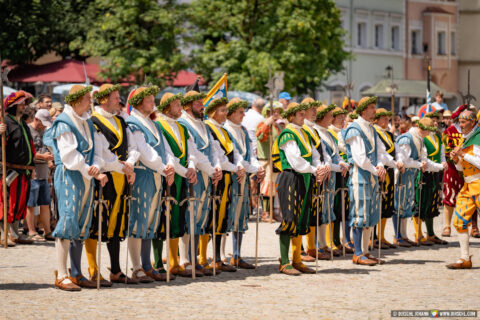D_AÖ_Burghausen_Burgfest 2023 Einzug (Dirschl Johann)_DSC09906