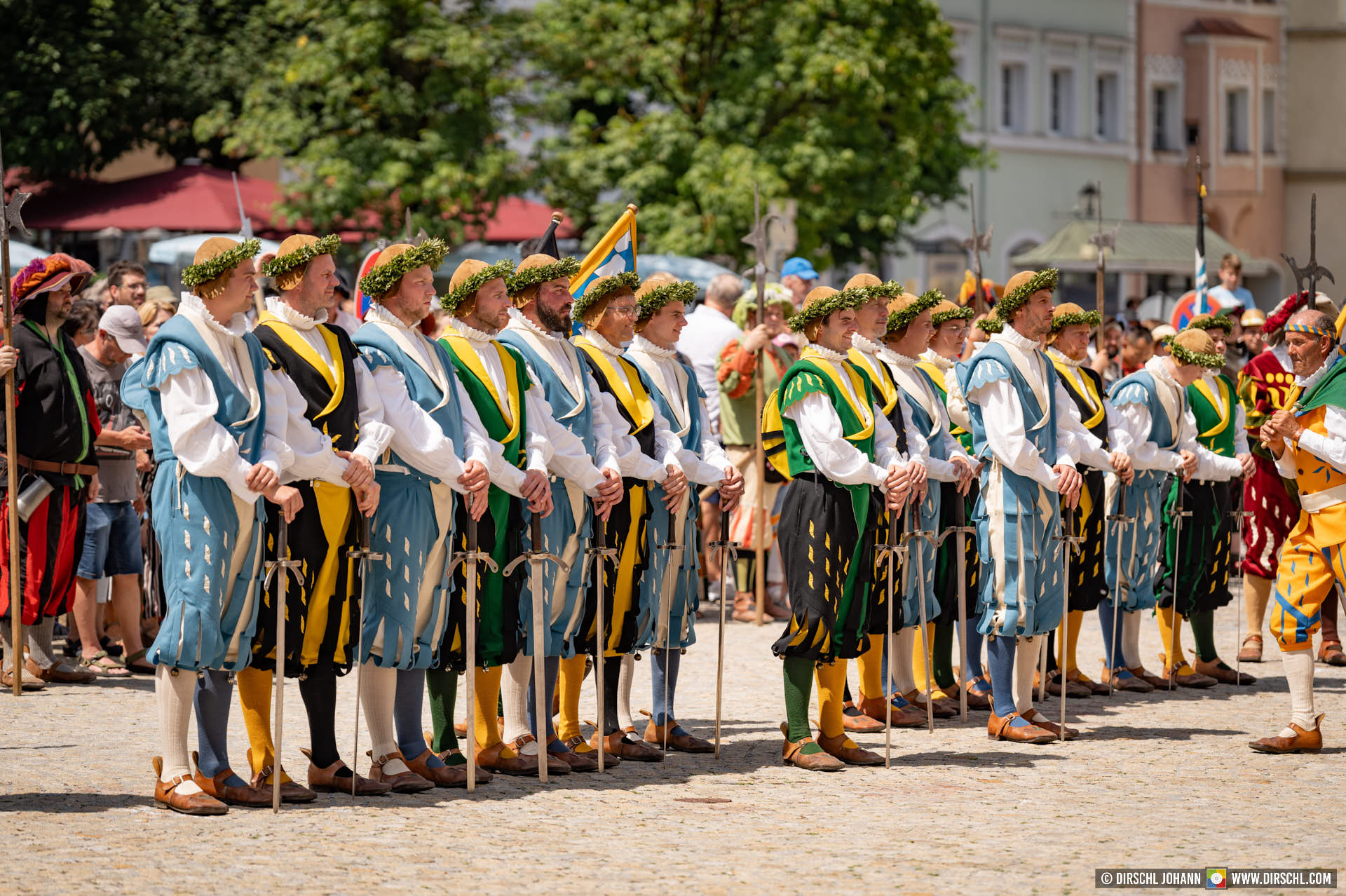 D_AÖ_Burghausen_Burgfest 2023 Einzug (Dirschl Johann)_DSC09906