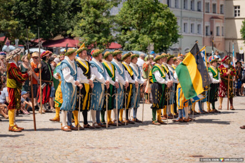 D_AÖ_Burghausen_Burgfest 2023 Einzug (Dirschl Johann)_DSC09907