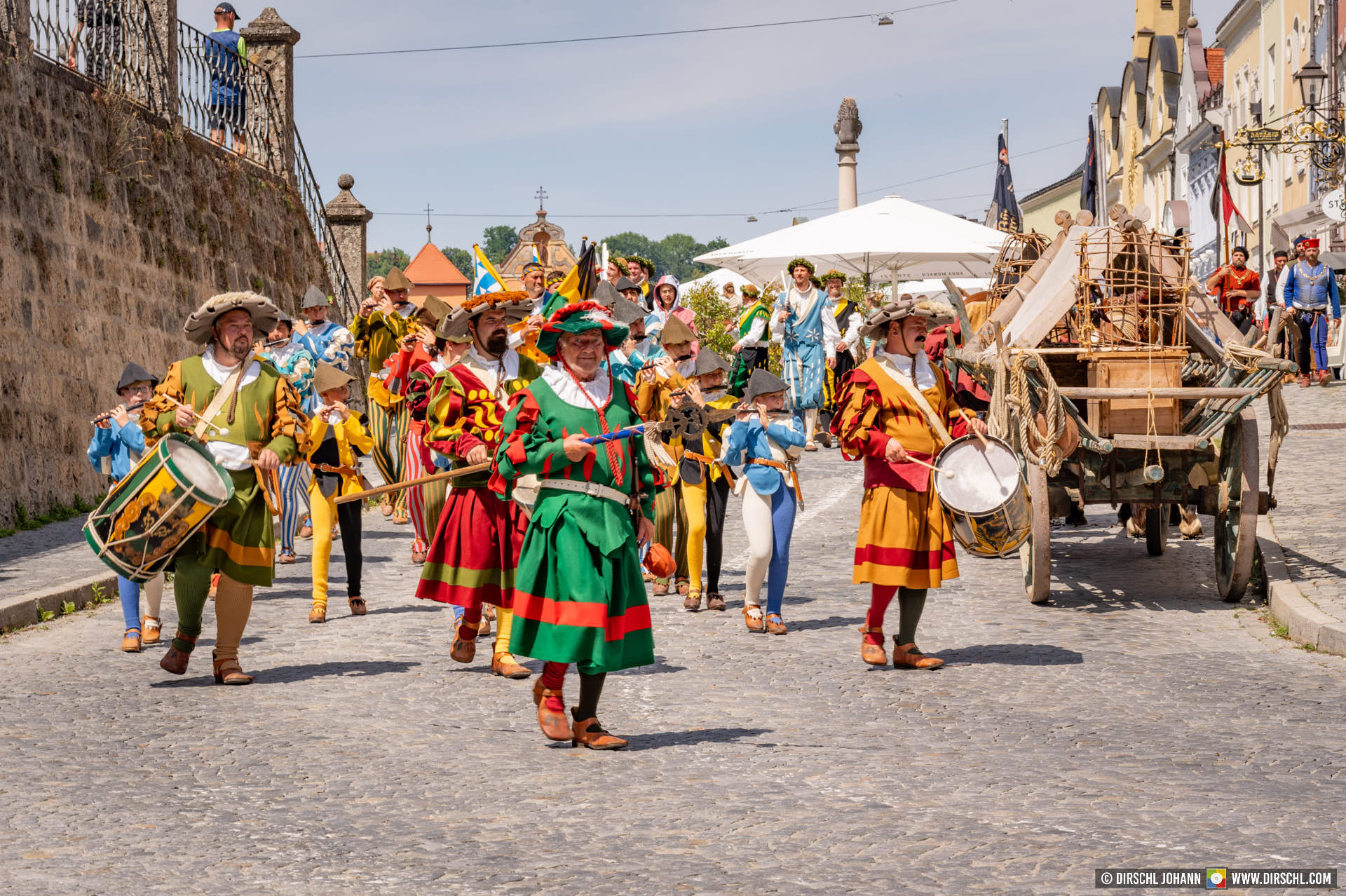 D_AÖ_Burghausen_Burgfest 2023 Einzug (Dirschl Johann)_DSC09921