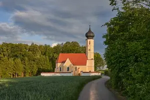 Kirche St. Sebastian, Leonberg, Oberbayern, Inn-Salzach